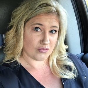 Meet your Posher, Christy